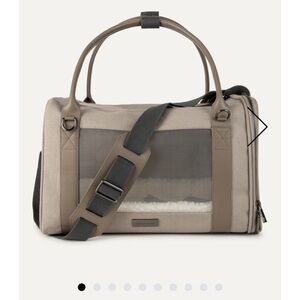 maxbone travel carrier